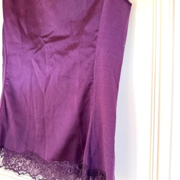 Satin sleeveless with lace - Picture 5 of 5